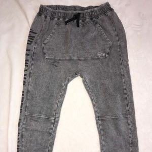 Boys gray drop crotch joggers